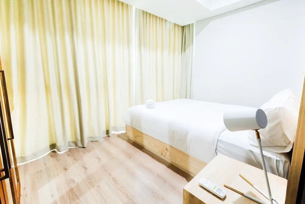 Luxurious 2BR St. Moritz Puri Apartment with Private Lift