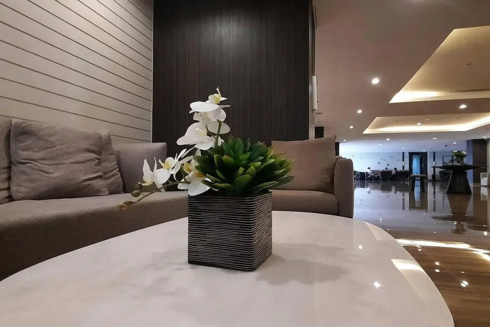 Sleeps 2 With Netflix and Free Wi-fi