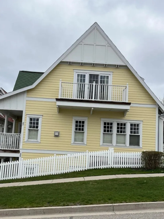 Family-Friendly 3BR Condo Grand Haven 27