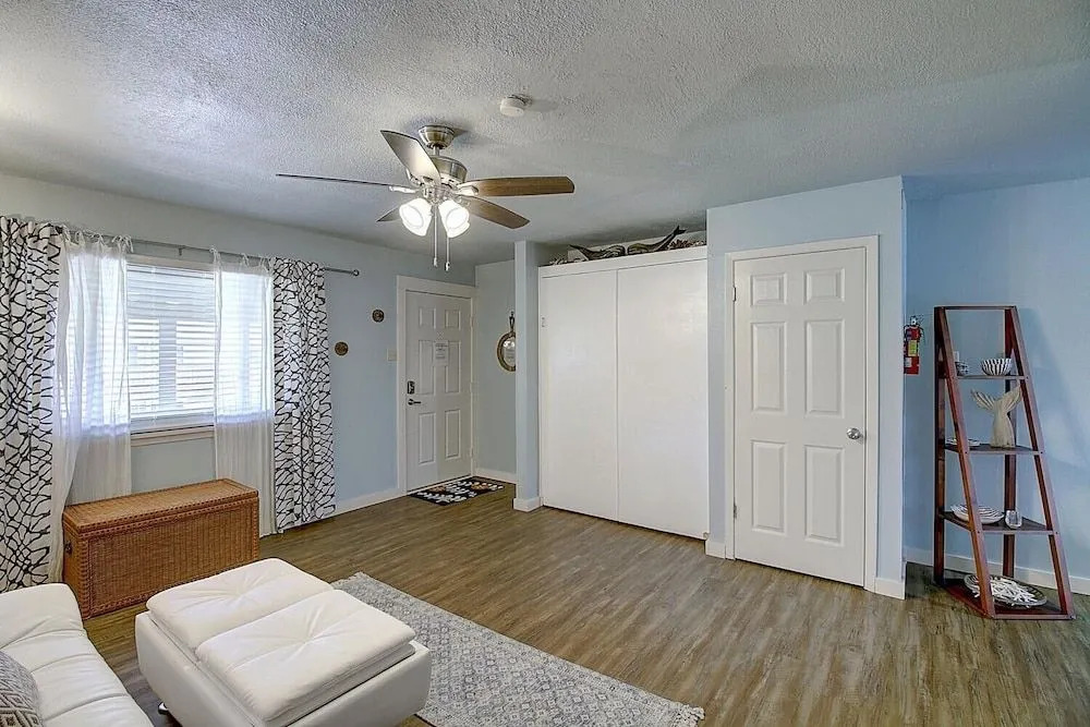 The Cozy Coconut condo