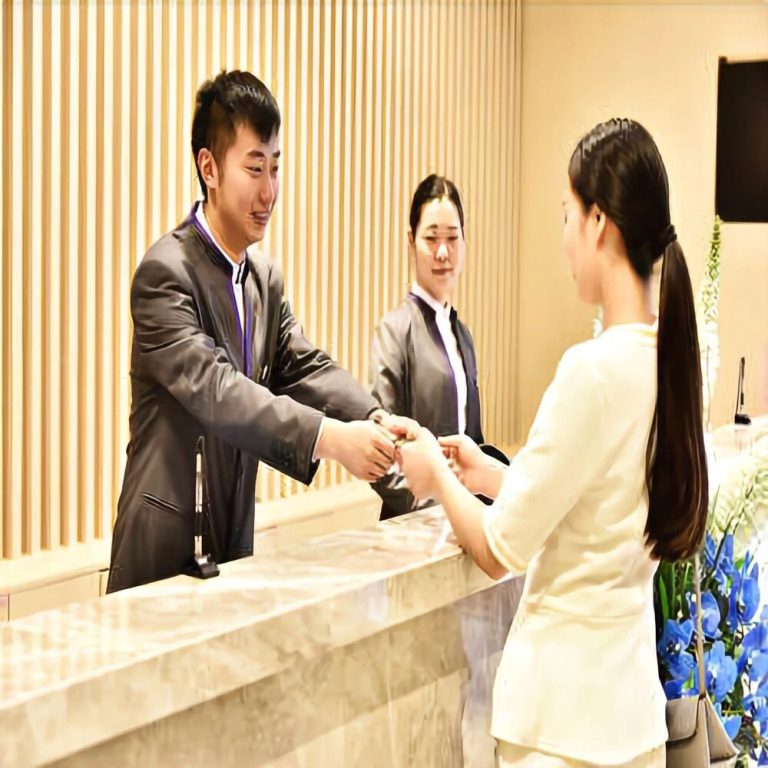 voco Chengdu Chunxi Road by IHG