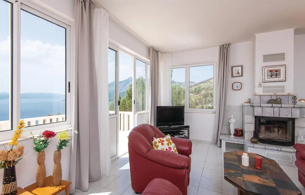 Gorgeous Home In Orebic