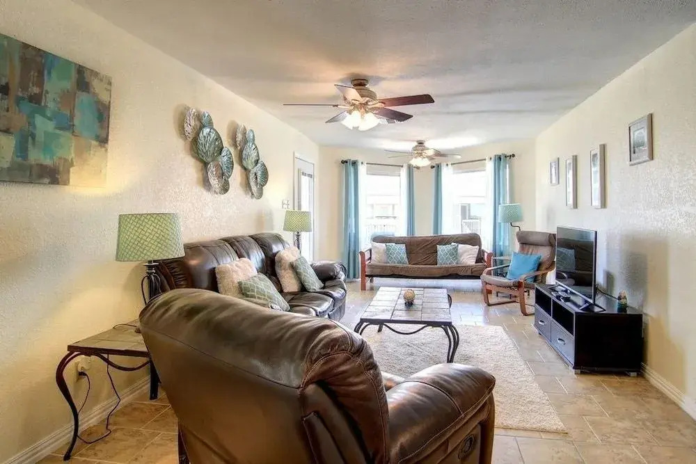 Mustang Memories - 1 Br condo