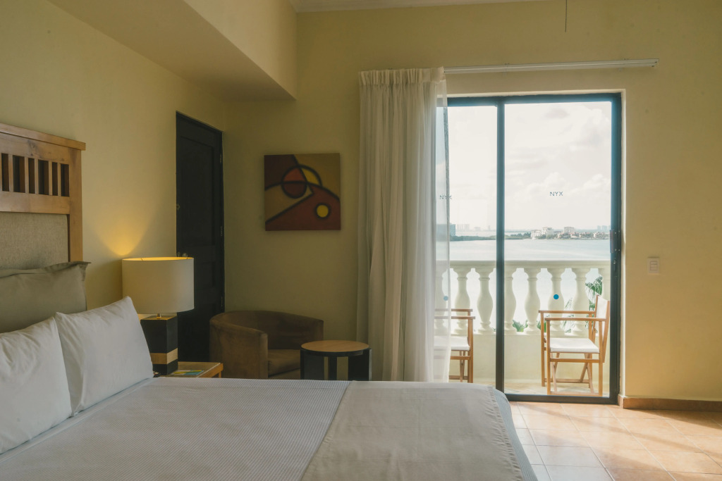 Hotel NYX Cancun