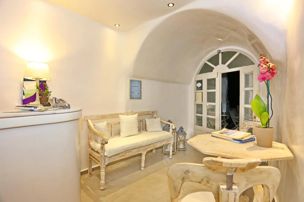Oia Mare Villas