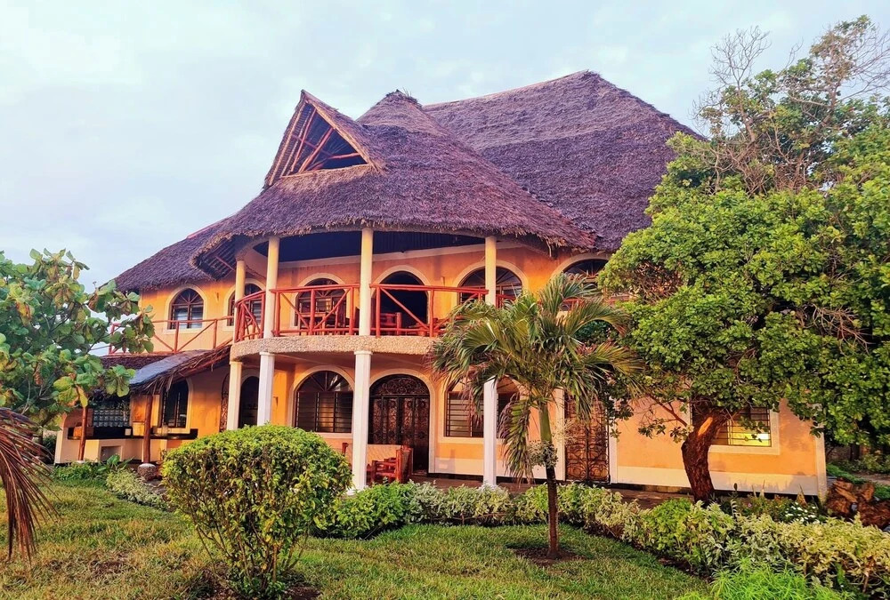 Wagawimbi Villa 560 m2, Breathtaking View of the Indian Ocean, Kenya