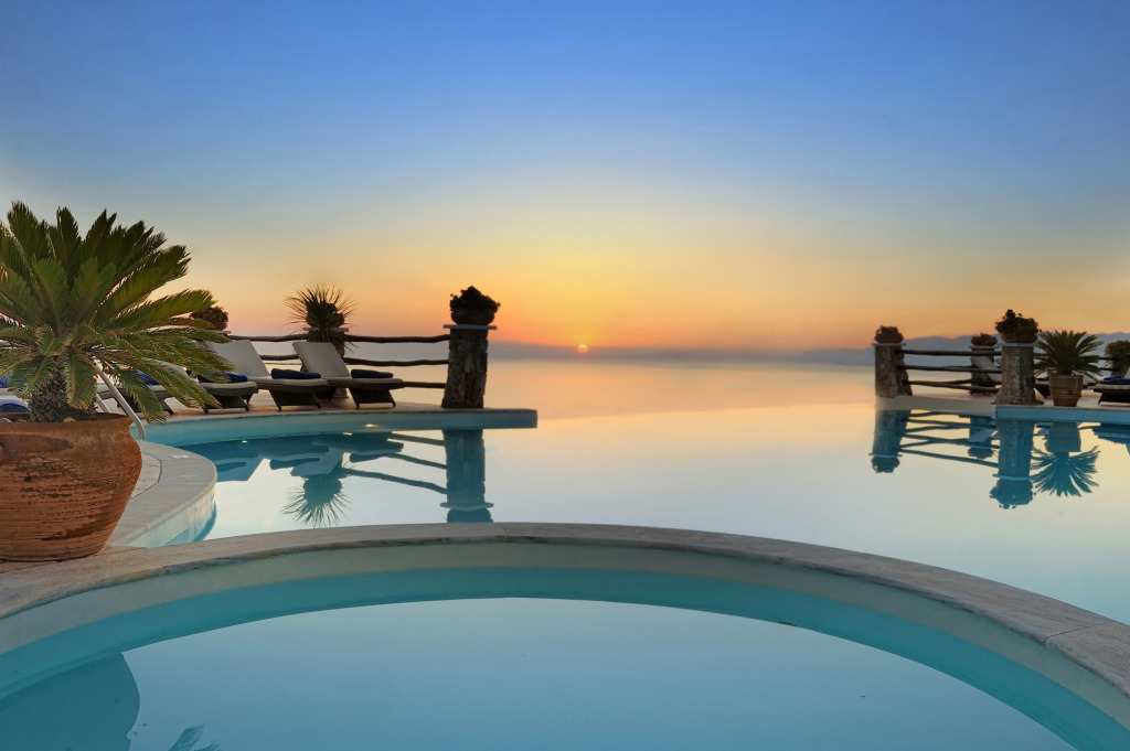 Creta Blue Boutique Hotel & Suites