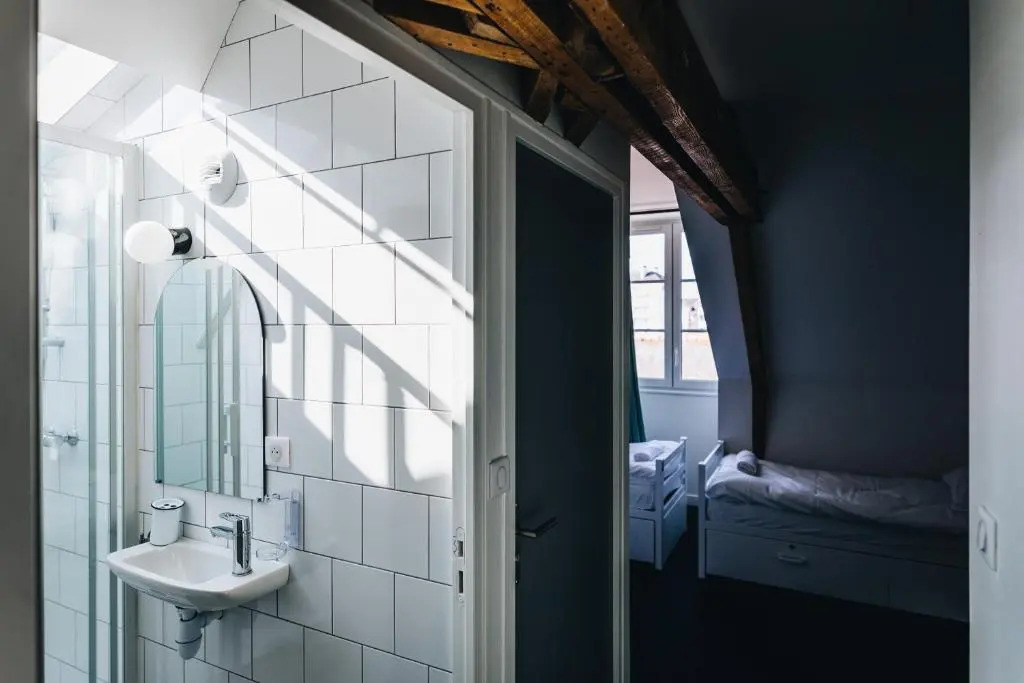 Les Chouettes Hostel