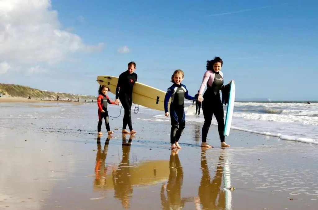 C-New Flat,4 Adults,20 mins to Beach,Netflix,Wifi