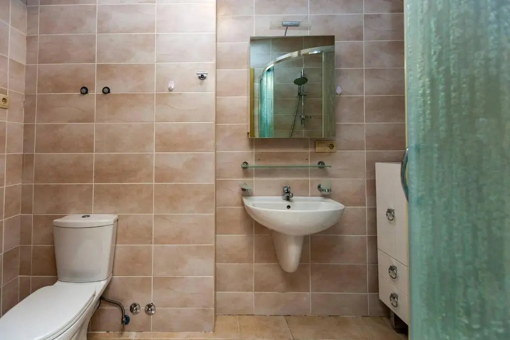 Bright And Cozy 2Br Apt. W Balcony In Gudauri