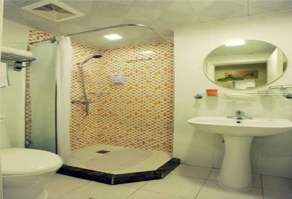 Home Inn Beijing Dongdan Jinbao Street Dengshikou Metro Station