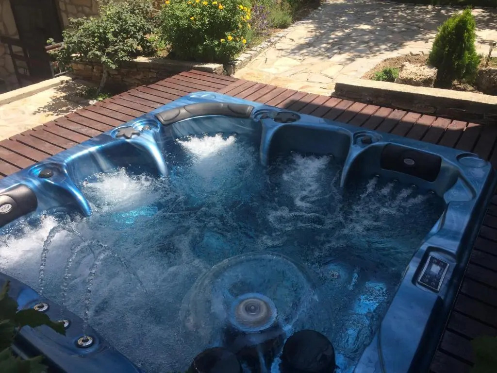 Mira Guest House