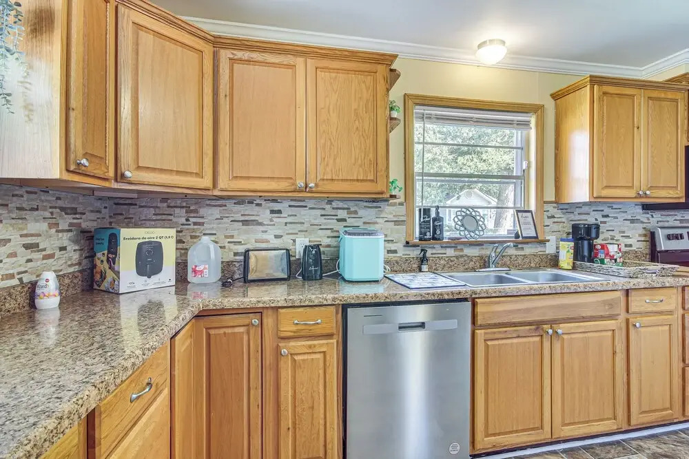 Gulfport Home w Private Yard 1 Mi to Beach