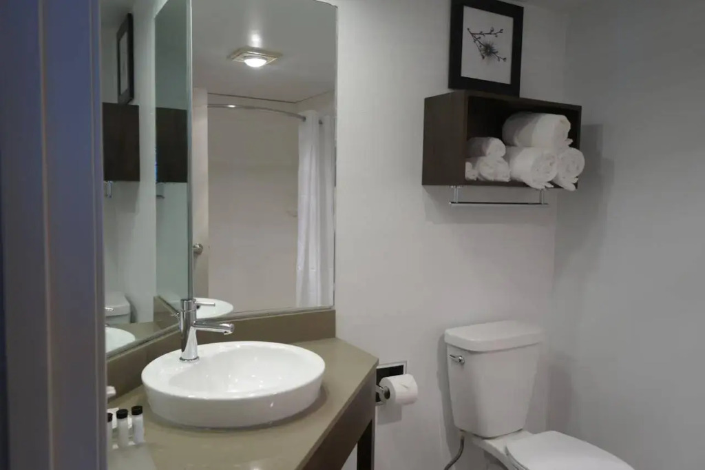 Country Inn & Suites by Radisson, La Crosse, WI