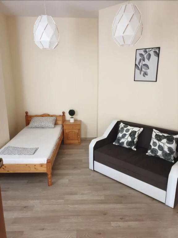 Sunny Gardens Apartments