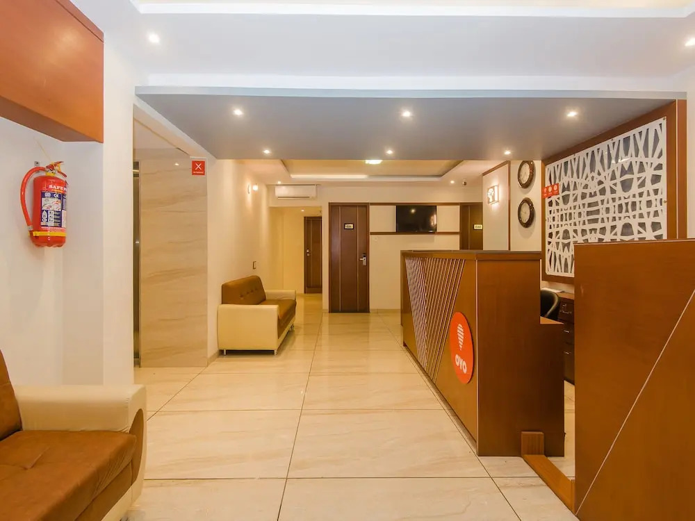 OYO 11721 Hotel Aromas