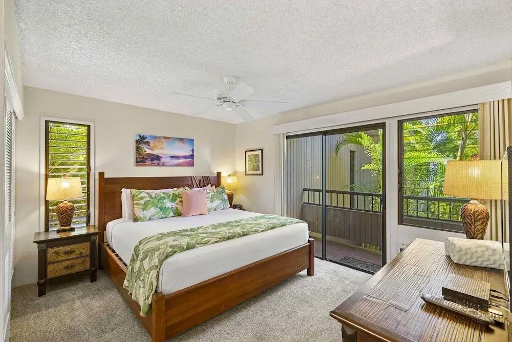 Experience Stunning Ocean Views at Wailea Ekolu 403, Spacious, Wi-fi, Split-ac!