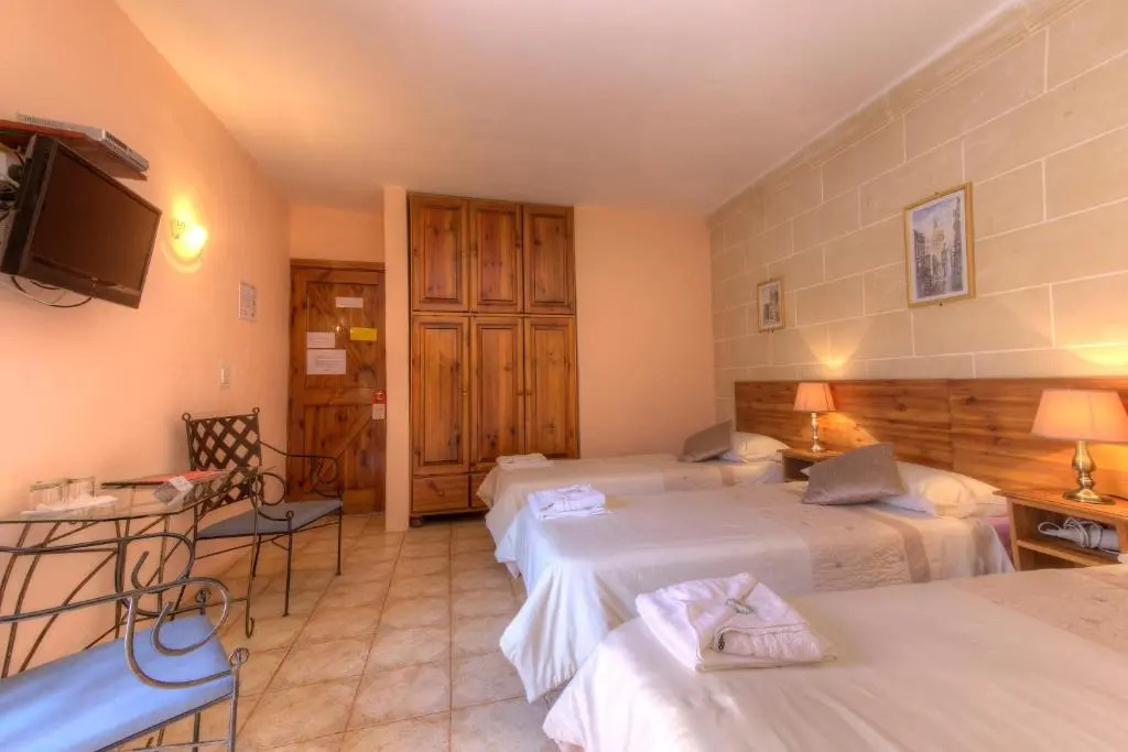 Green Grove Guest House