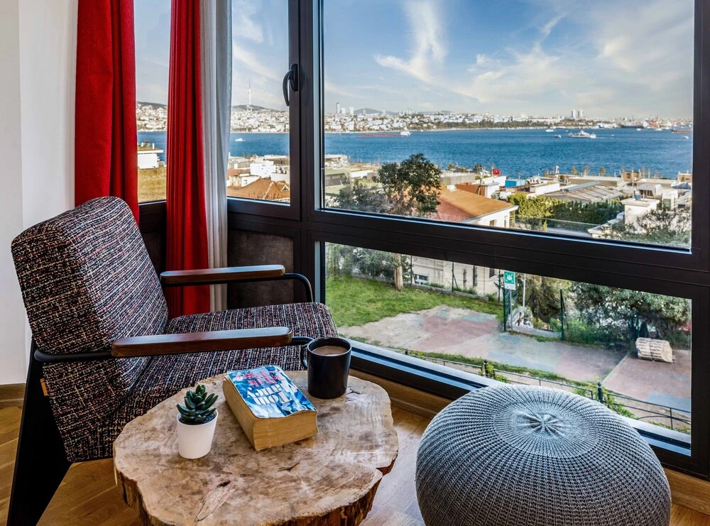 Monnas Bosphorus