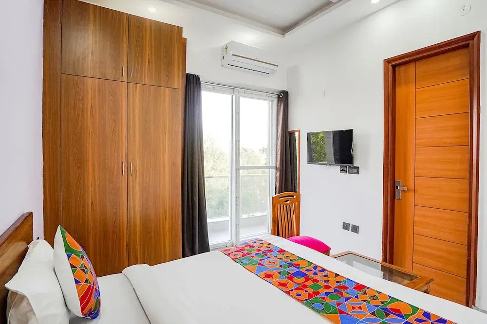 FabHotel Grihum 56