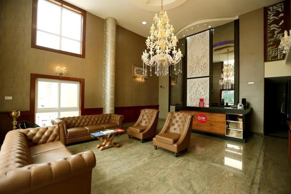 OYO 8715 Hotel Nakshatra Grand