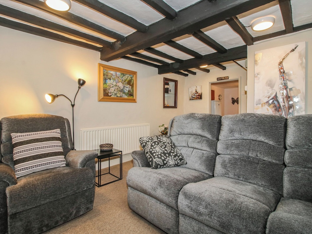 Cariad Cottage