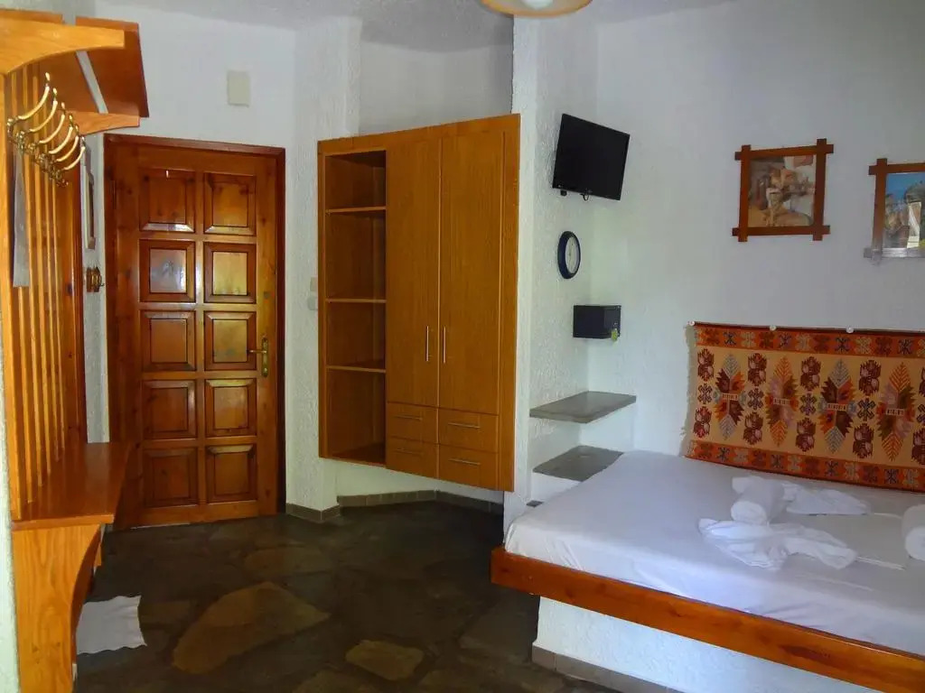 Haus Niko Apartments and Suites