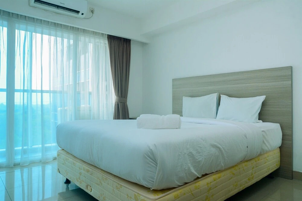 Best Price Studio at Tamansari the Hive Apartment