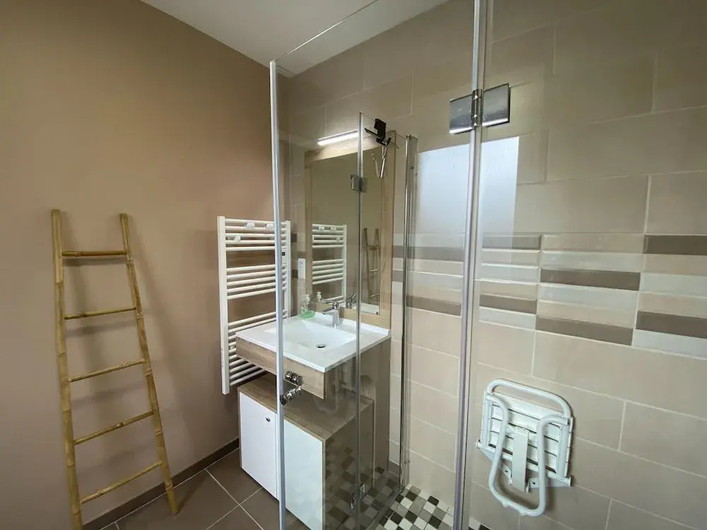 Holiday Home in Gouville Near Sandy Beach