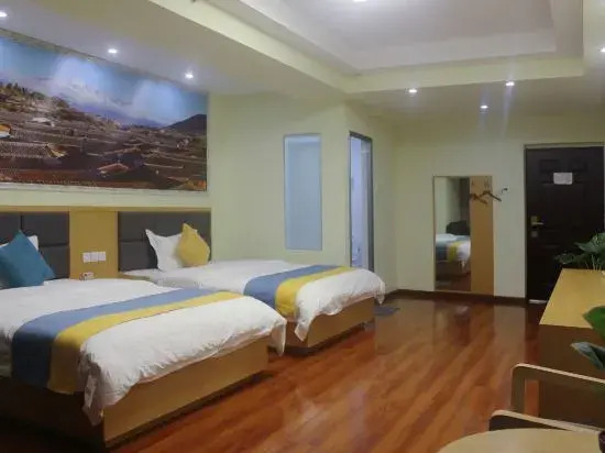 Kunming LanYu Hotel (Yongxin Harvard Center Branch)
