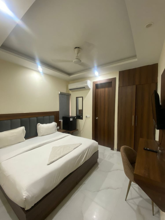 Hotel Air Admire - IGI Airport Delhi
