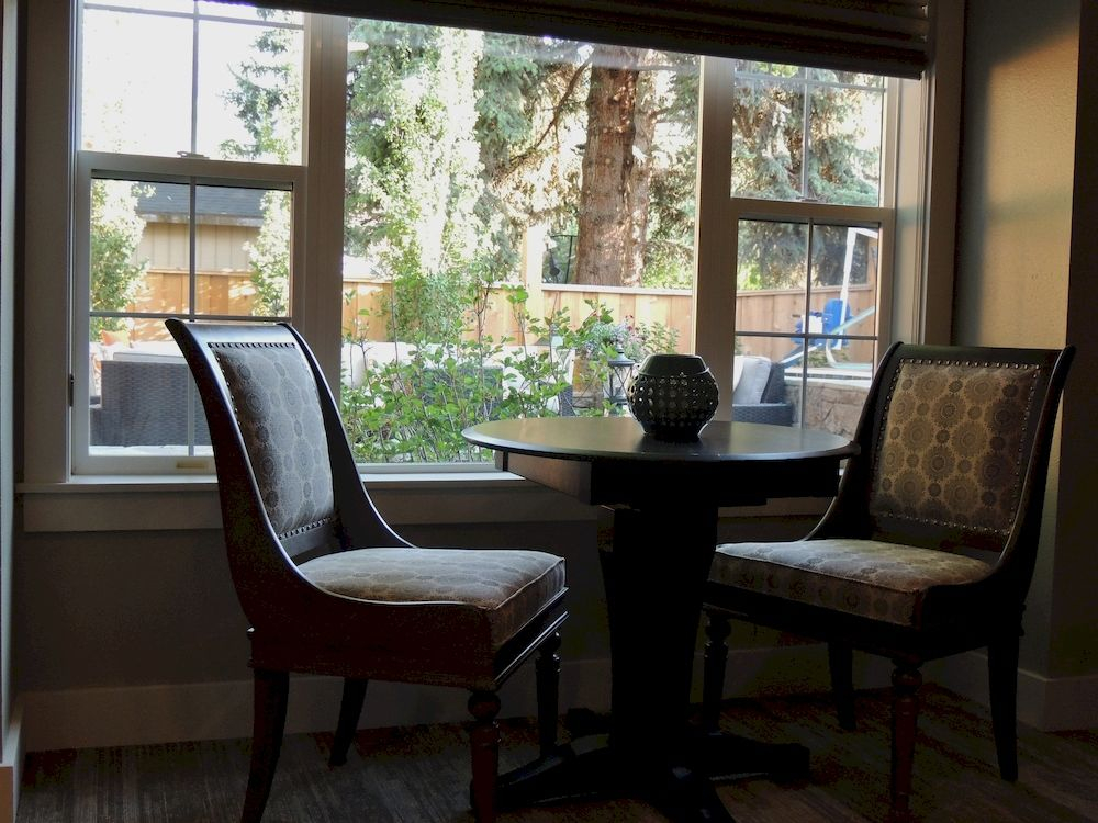 Huff House Inn and Cabins