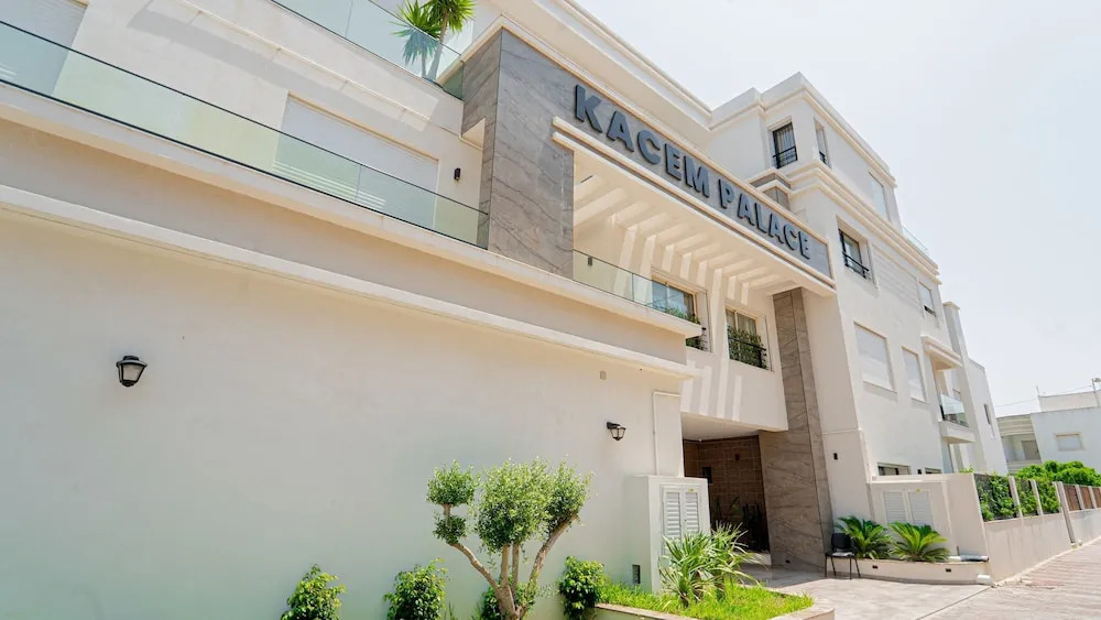 New Central and Luxury In Jardin de Carthage