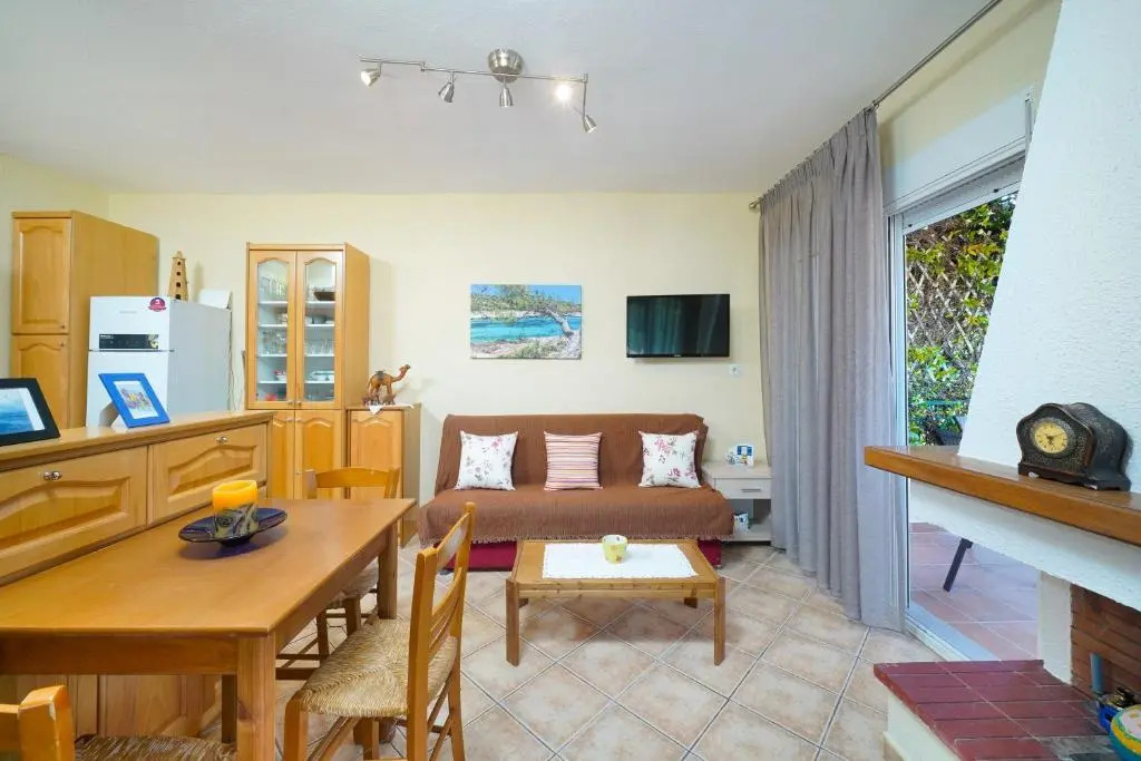Celeste Maisonettes