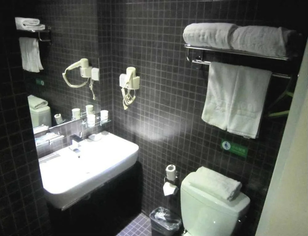 Motel 168 Shanghai Nanjing Road