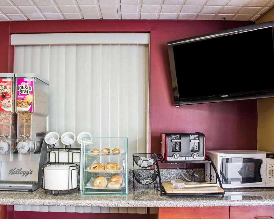 Econo Lodge Columbus West