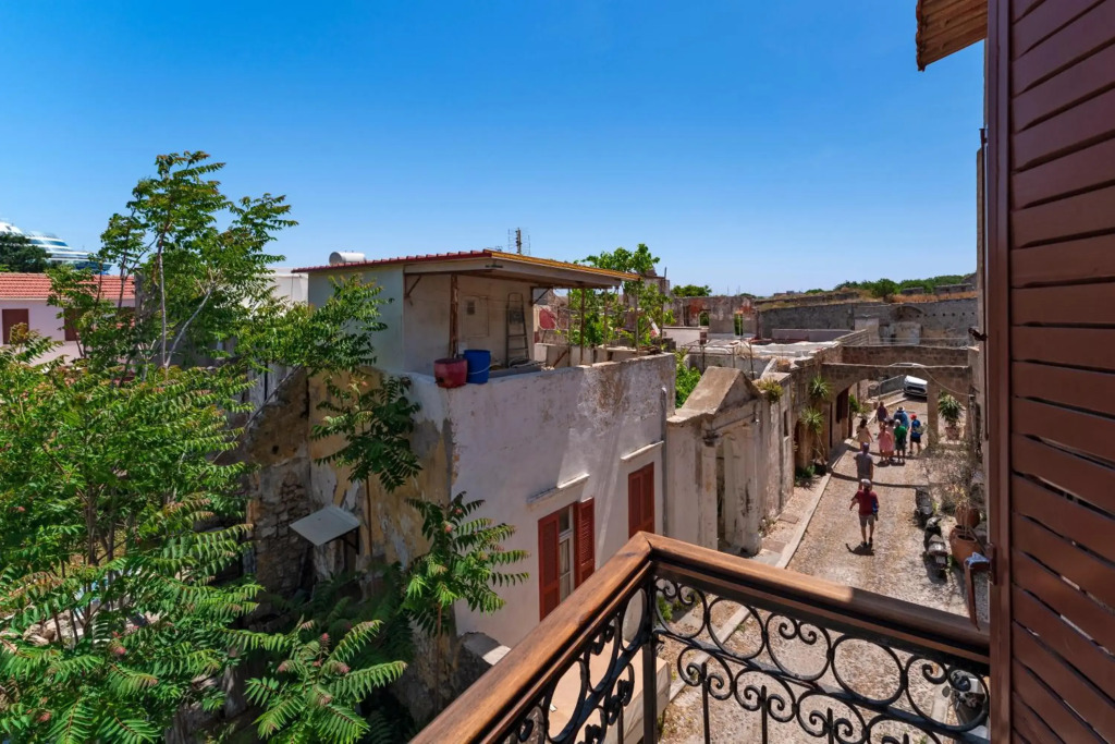 Traditional 3 bedroom house in the Old Town