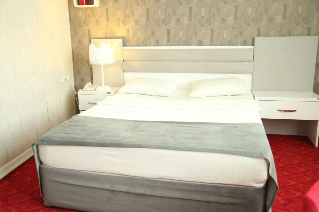 Vadi-i Leman Hotel