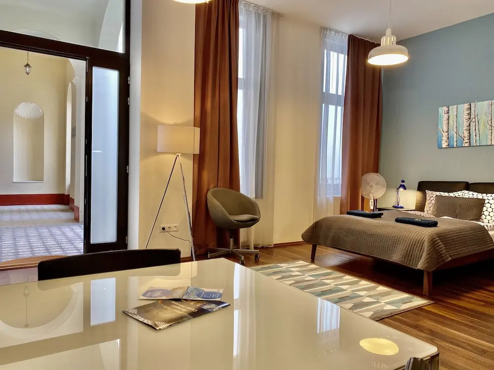 GRACIA APARTMENT HOUSE