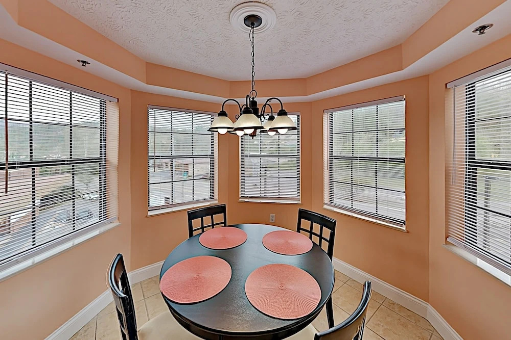 Luxe Creekside End Unit W/ Pool - Walk Downtown! 2 Bedroom Condo