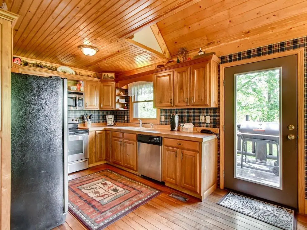 Amazing Grace 3 Bedrooms 3 Bathrooms Cabin