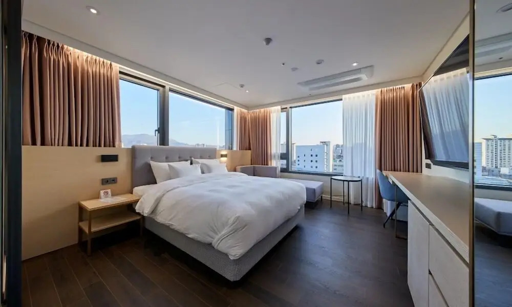 Gwangju H1 Hotel