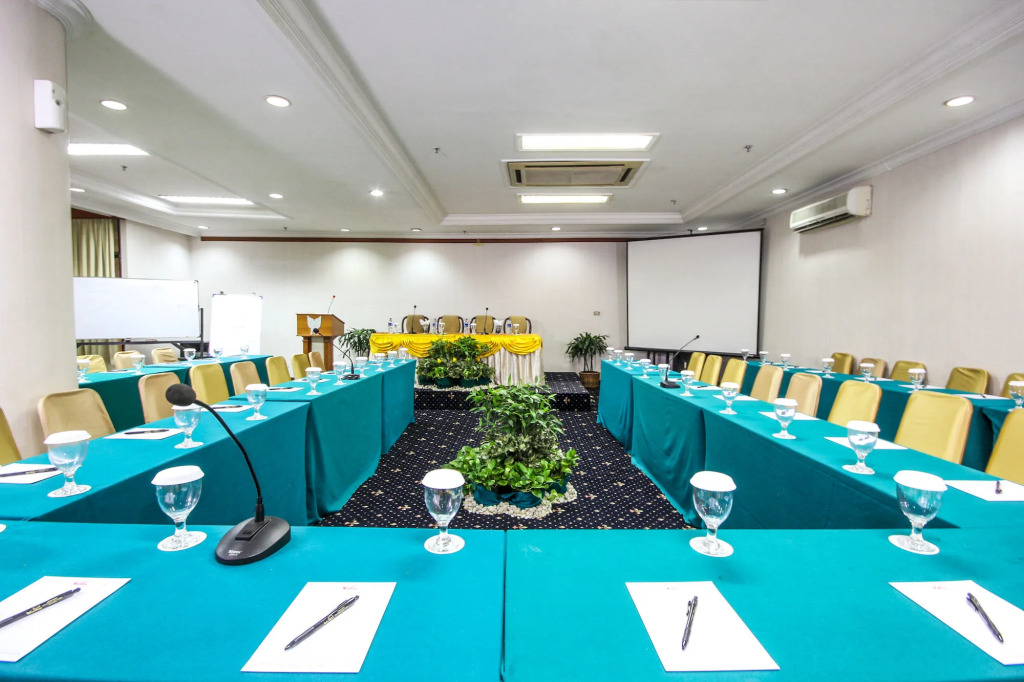 Grand Menteng Hotel