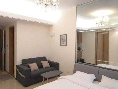 Xin Yue Zhi Lv Hotel