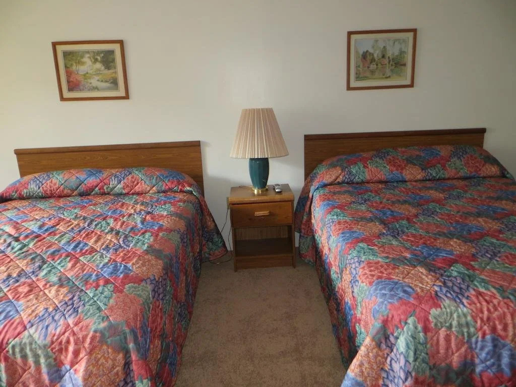 Roaring Fork Motel and Cottages