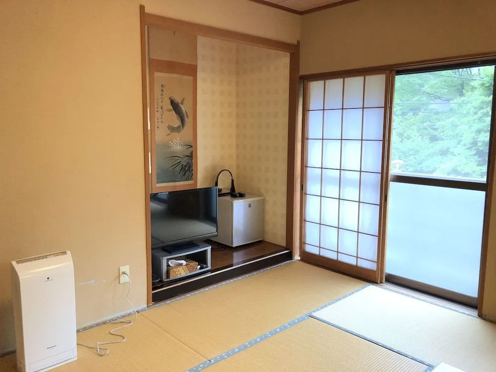 Rokkasou