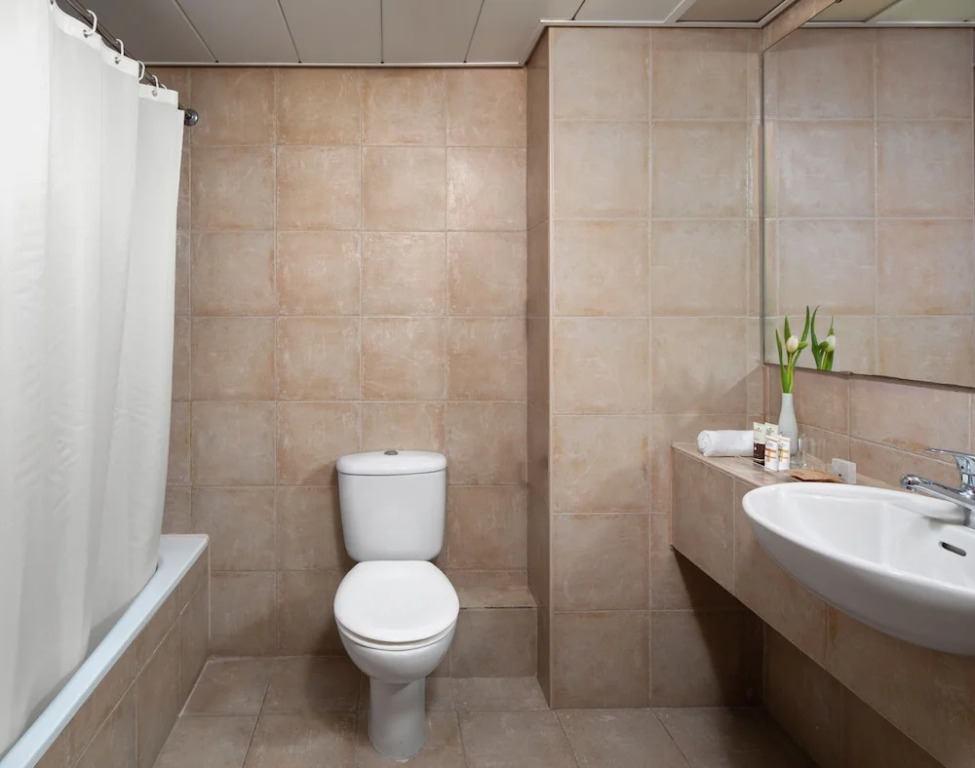 C-Hotel Neve Illan