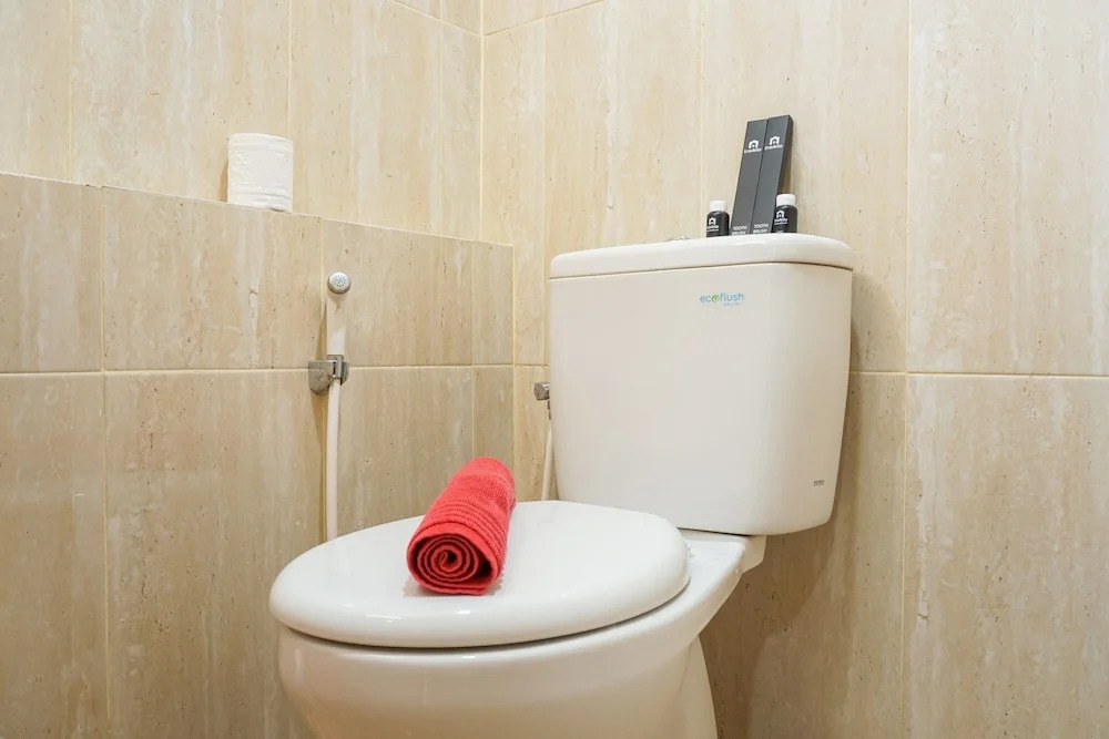 Fully Furnished Studio at Green Park View Apartment