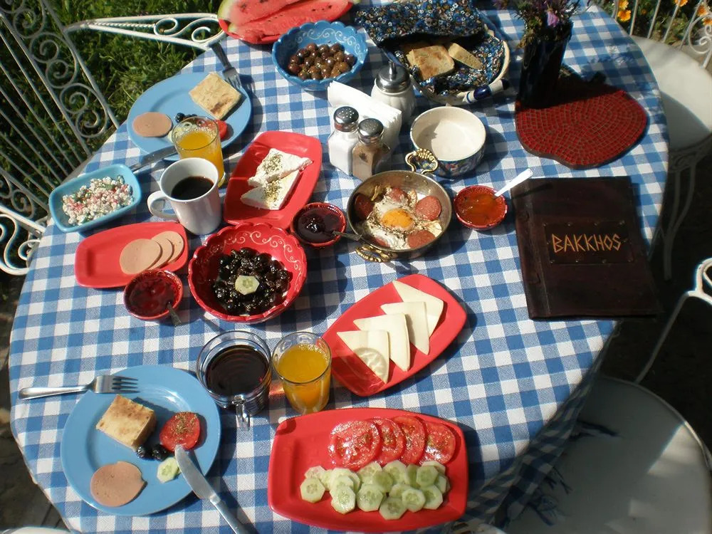 Bakkhos Guesthouse