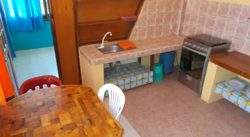 Renatos House